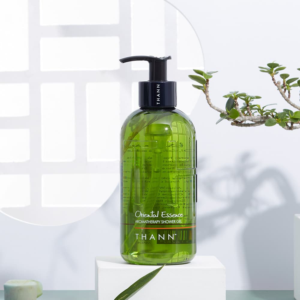 THANN Oriental Essence Aromatherapy Shower Gel 320ml