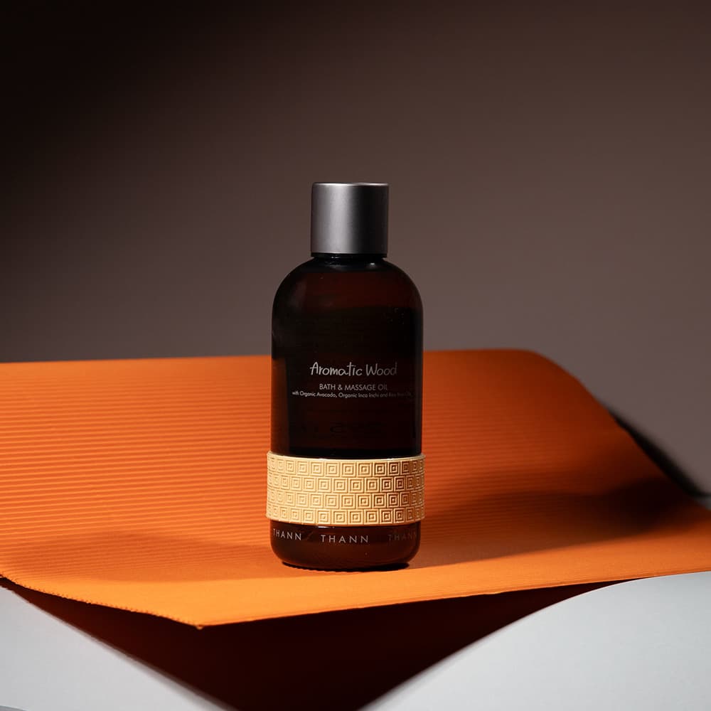 THANN Aromatic Wood Bath & Massage Oil 295ml