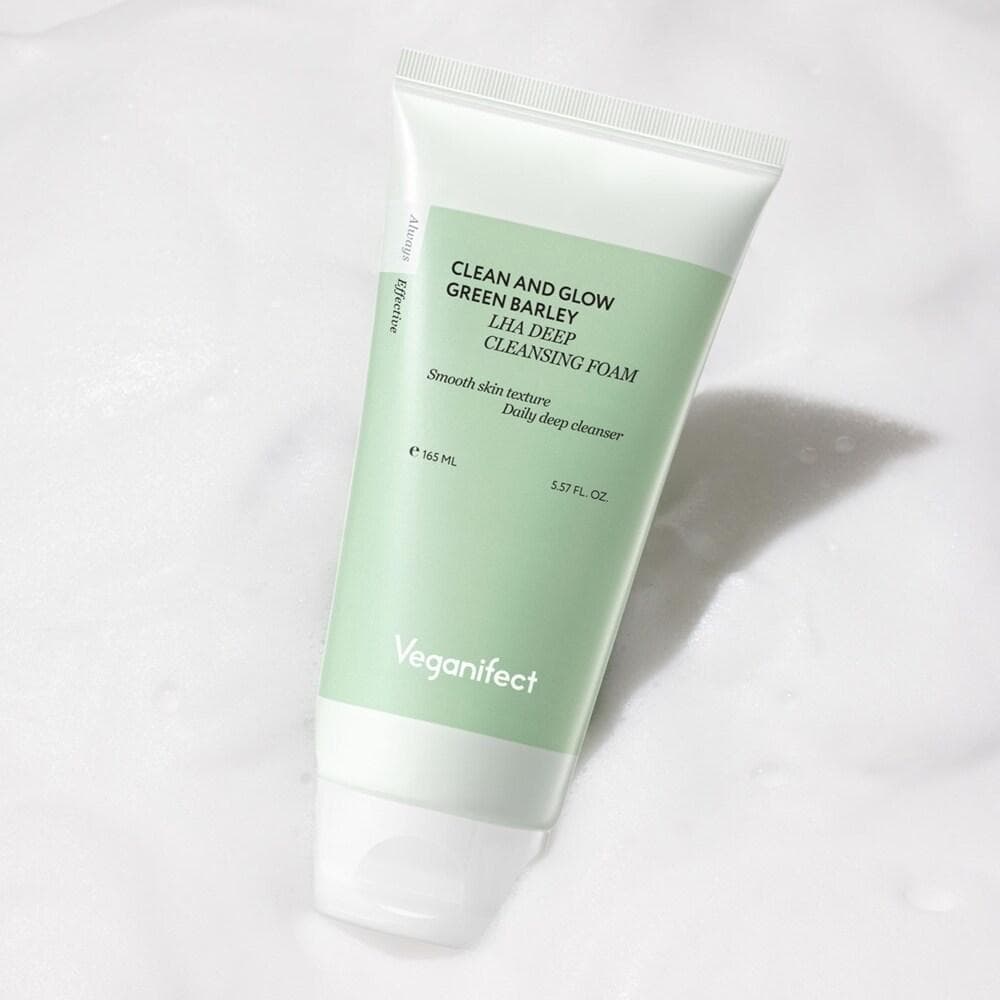 veganifect. Clean & Glow Green Barley LHA Deep Cleansing Foam 165ml