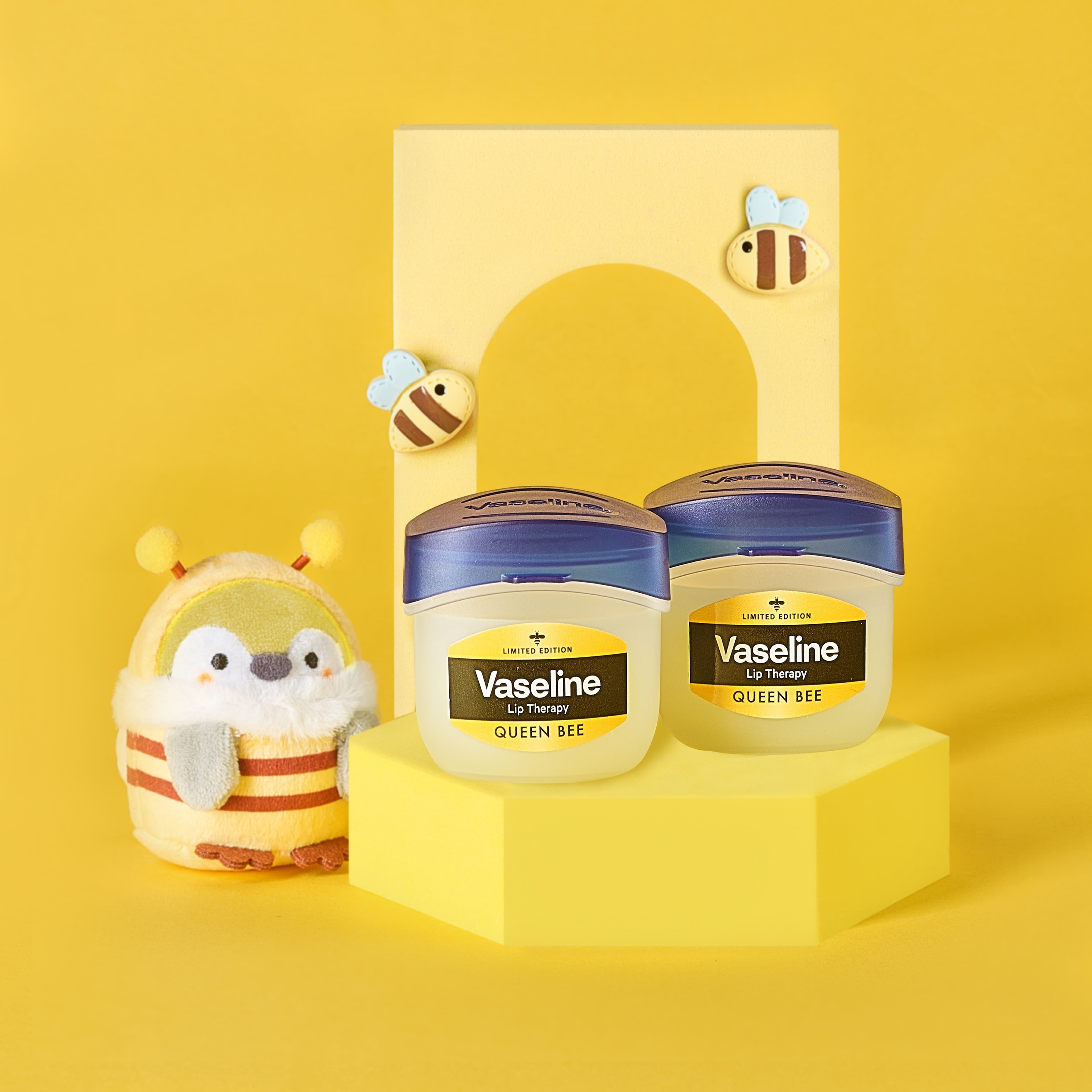 Vaseline Lip Therapy Queen Bee 7g (Jar)