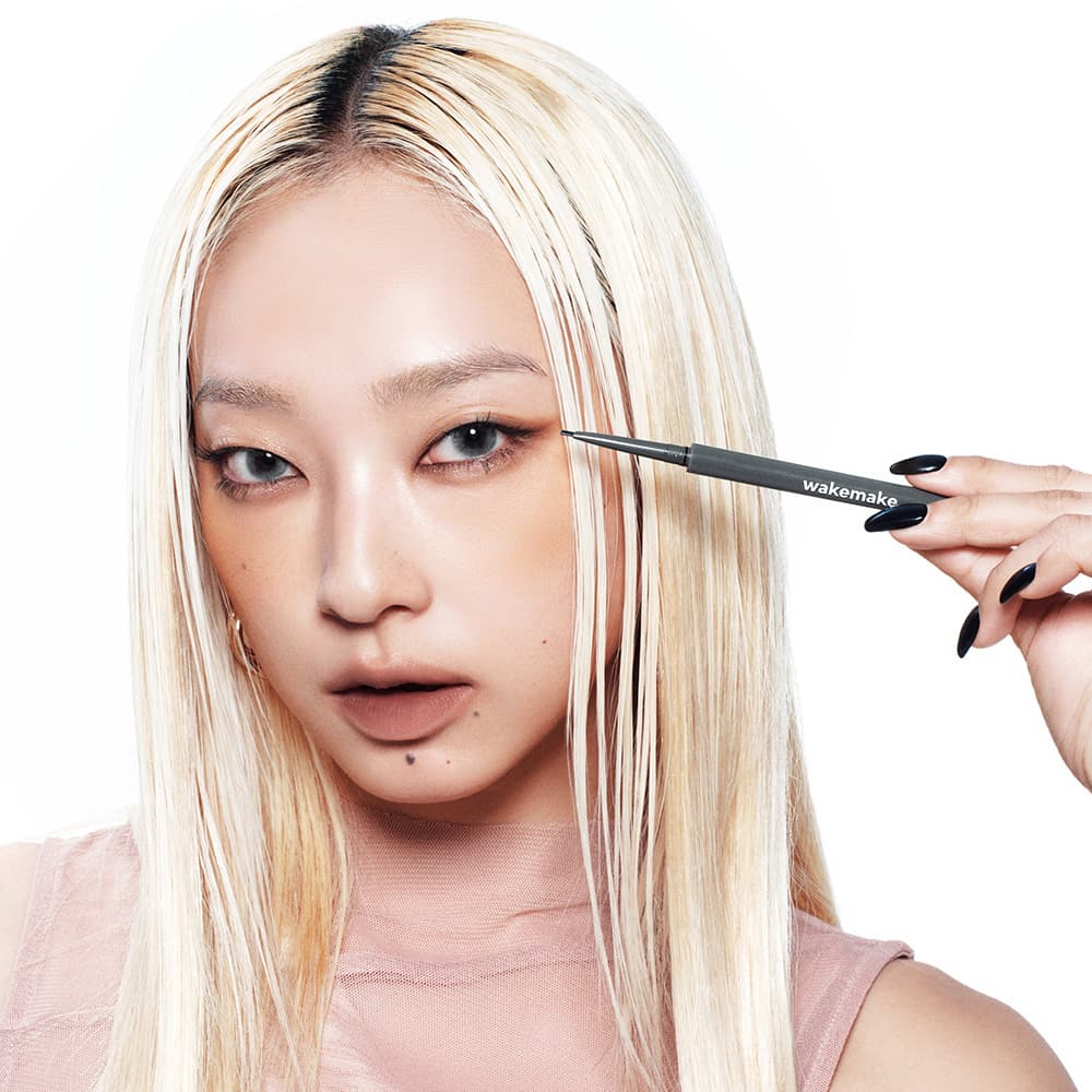 WAKEMAKE Real Defining Pencil Liner (8 Colors)